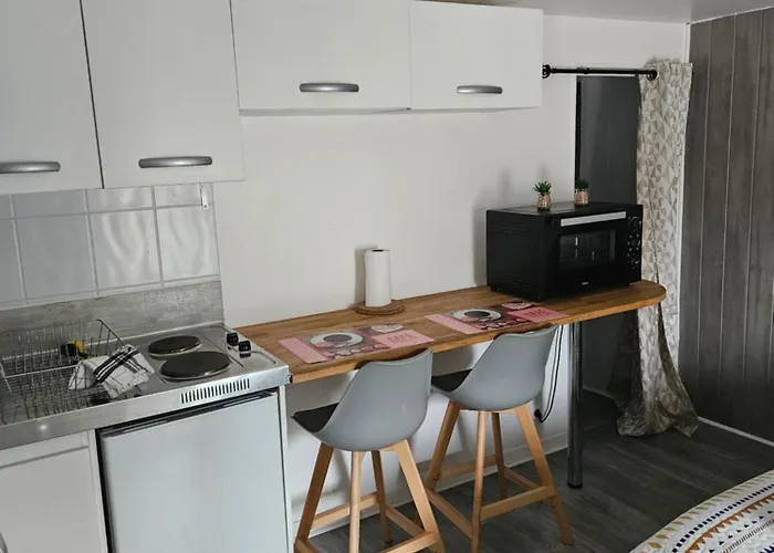 Sarl La Famille 3 Apartamento Angulema